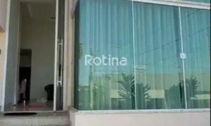 Casa Condomínio Fechado para alugar, 3 quartos, Gávea Sul - Uberlândia/MG - Rotina Imobiliária
