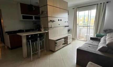 Apartamento no Colinas da Mantiqueira (rico em armários planejados)