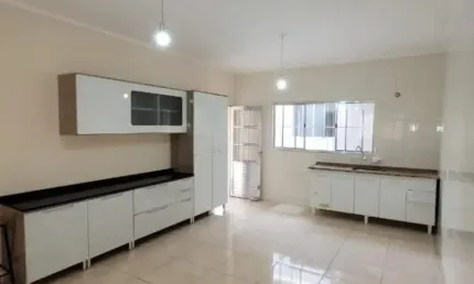 Casa Térrea com 4 dormitórios no Residencial dos Lagos!