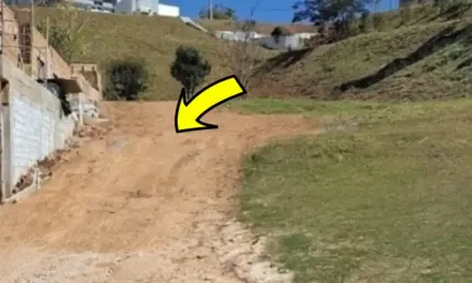 Terreno em condomínio fechado à venda na Avenida Imperial, Condomínio Villa Real de Bragança, Bragança Paulista