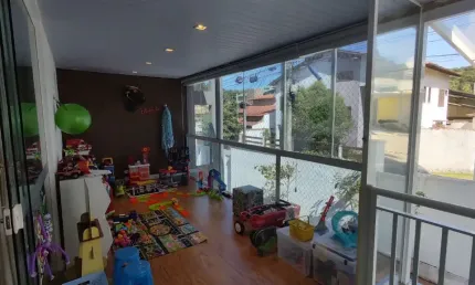 Casa em condomínio fechado com 3 quartos à venda na Estrada Velha de Maricá, 10.000, Rio do Ouro, Niterói