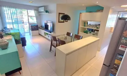 Apartamento 2 quartos com varanda no condomínio viva pendotiba  70m²