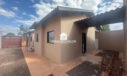 Casa com 2 quartos à venda na Rua da Ferradura, 3, Jardim Centenário, Campo Grande