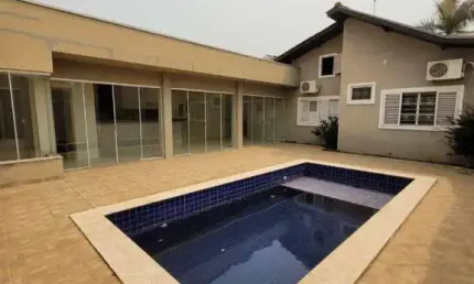 Casa comercial com 1 sala para alugar na Rua das Papoulas, 143, Jardim Cuiabá, Cuiabá