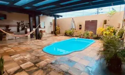 Casa com 3 dormitórios à venda no Centro Sul - Várzea Grande/MT