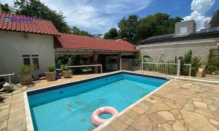 Casa  7 dormitórios , com piscina  para alugar, 325 m² por R$ 6.600/mês - Boa Esperança - Cuiabá/MT