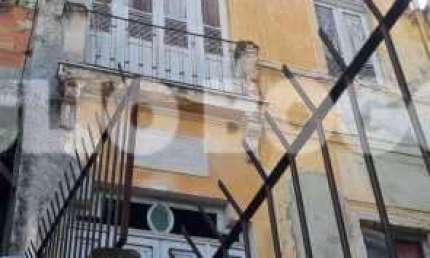 Casa com 5 quartos à venda na Rua Benjamim Constant, Glória, Rio de Janeiro, 142 m2 por R$ 395.000