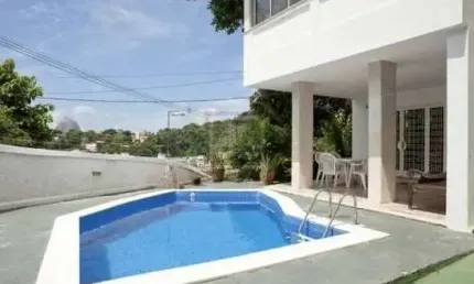 Casa em condomínio fechado com 5 quartos à venda na Rua Stefan Zweig, Laranjeiras, Rio de Janeiro, 276 m2 por R$ 2.500.000