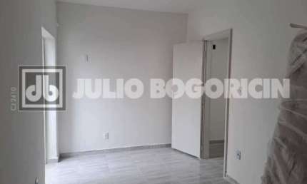 Apartamento com 2 quartos à venda na Rua Bolivar, Copacabana, Rio de Janeiro, 54 m2 por R$ 800.000