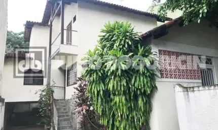 Casa em condomínio fechado com 5 quartos à venda na Rua Columeia, Freguesia (Jacarepaguá), Rio de Janeiro, 380 m2 por R$ 890.000