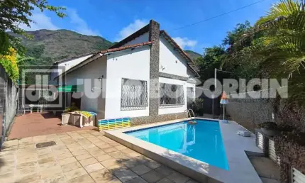Casa em condomínio fechado com 5 quartos à venda na Rua Doutor Catrambi, Alto da Boa Vista, Rio de Janeiro, 270 m2 por R$ 1.350.000