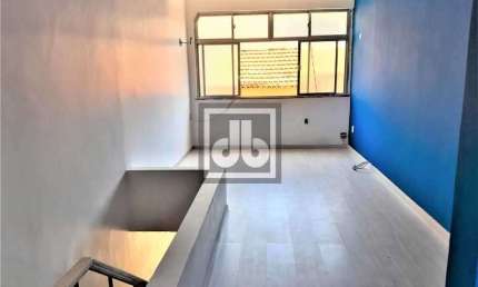 Casa em condomínio fechado com 3 quartos à venda na Rua Mendes Tavares, Vila Isabel, Rio de Janeiro, 144 m2 por R$ 425.000