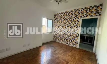 Apartamento com 2 quartos à venda na Rua Mariz e Barros, Praça da Bandeira, Rio de Janeiro, 47 m2 por R$ 350.000