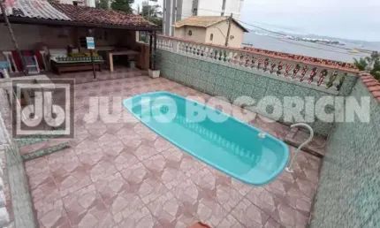 Casa com 3 quartos à venda na Rua Doutor Manuel Marreiros, Bancários, Rio de Janeiro, 564 m2 por R$ 690.000