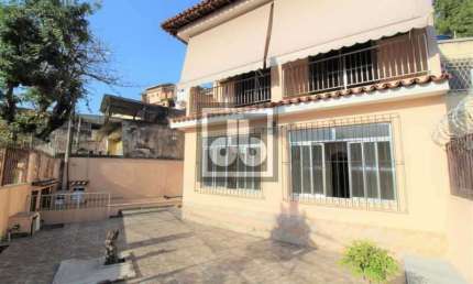 Casa em condomínio fechado com 4 quartos à venda na Rua Pajuçara, Cocotá, Rio de Janeiro, 199 m2 por R$ 595.000