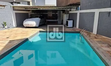 Casa em condomínio fechado com 4 quartos à venda na Rua Paranhos da Silva, Jardim Guanabara, Rio de Janeiro, 197 m2 por R$ 1.300.000