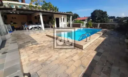 Casa em condomínio fechado com 6 quartos à venda na Rua Curuca, Freguesia (Ilha do Governador), Rio de Janeiro, 369 m2 por R$ 850.000