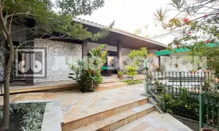 Casa em condomínio fechado com 4 quartos à venda na Rua Bocaiúva, Jardim Guanabara, Rio de Janeiro, 248 m2 por R$ 800.000