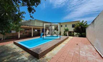 Casa em condomínio fechado com 3 quartos à venda na Rua Severiano da Fonseca, Jardim Guanabara, Rio de Janeiro, 284 m2 por R$ 900.000