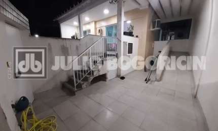 Casa com 3 quartos à venda na Rua Apereia, Jardim Guanabara, Rio de Janeiro, 120 m2 por R$ 850.000