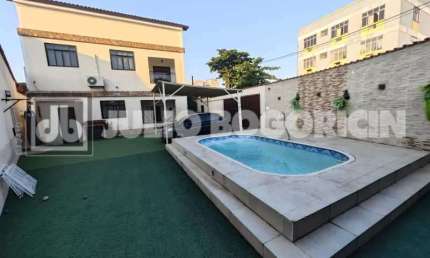 Casa com 3 quartos à venda na Rua Carice, Bancários, Rio de Janeiro, 279 m2 por R$ 950.000