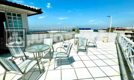 Casa com 4 quartos à venda na Rua Porto Seguro, Jardim Guanabara, Rio de Janeiro, 220 m2 por R$ 1.800.000