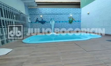 Casa com 6 quartos à venda na Rua Dom Emanuel Gomes, Jardim Guanabara, Rio de Janeiro, 753 m2 por R$ 900.000