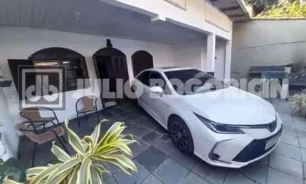 Casa com 4 quartos à venda na Rua Eutiquio Soledade, Tauá, Rio de Janeiro, 243 m2 por R$ 650.000