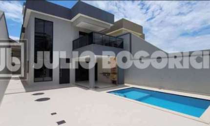 Casa em condomínio fechado com 4 quartos à venda na Rua Renata Fronzi, Barra da Tijuca, Rio de Janeiro, 252 m2 por R$ 3.200.000