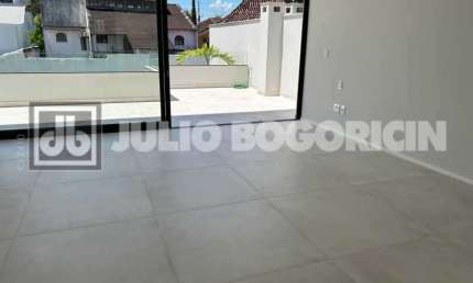 Casa em condomínio fechado com 5 quartos à venda na Rua Ivaldo de Azambuja, Barra da Tijuca, Rio de Janeiro, 400 m2 por R$ 5.200.000