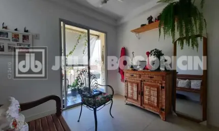 Apartamento com 2 quartos à venda na Rua Oswaldo Lussac, Taquara, Rio de Janeiro, 51 m2 por R$ 215.000