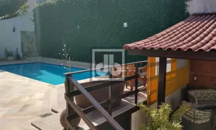 Casa em condomínio fechado com 4 quartos à venda na Estrada Pau-ferro, Pechincha, Rio de Janeiro, 400 m2 por R$ 1.753.000