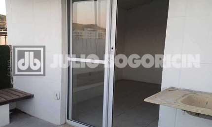 Casa com 2 quartos à venda na Rua Guilherme Veloso, Praça Seca, Rio de Janeiro, 79 m2 por R$ 200.000