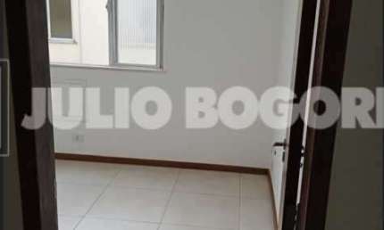 Apartamento com 2 quartos à venda na Rua Capitão Menezes, Praça Seca, Rio de Janeiro, 76 m2 por R$ 215.000