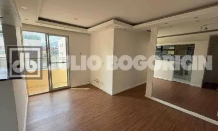 Apartamento com 3 quartos à venda na Estrada Pau-ferro, Pechincha, Rio de Janeiro, 63 m2 por R$ 300.000