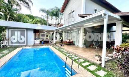 Casa em condomínio fechado com 4 quartos à venda na Estrada dos Bandeirantes, Vargem Grande, Rio de Janeiro, 280 m2 por R$ 1.900.000