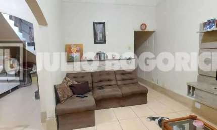 Casa em condomínio fechado com 3 quartos à venda na Rua Francisco Fragoso, Encantado, Rio de Janeiro, 54 m2 por R$ 298.000