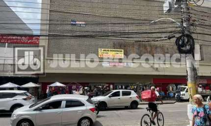 Ponto comercial para alugar na Estrada do Portela, Madureira, Rio de Janeiro, 3 m2 por R$ 189.000