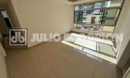 Apartamento com 2 quartos à venda na Rua Capitão Resende, Cachambi, Rio de Janeiro, 70 m2 por R$ 350.000