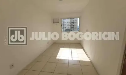 Apartamento com 2 quartos à venda na Estrada Adhemar Bebiano, Del Castilho, Rio de Janeiro, 52 m2 por R$ 320.000