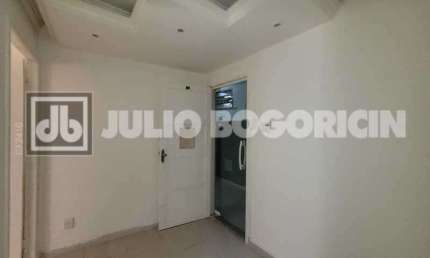 Sala comercial com 1 sala para alugar na Rua Silva Rabelo, Méier, Rio de Janeiro, 27 m2 por R$ 500