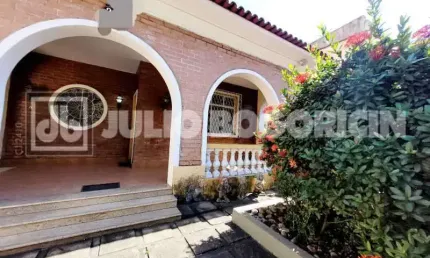 Casa com 3 quartos à venda na Rua Alberto Leite, Engenho de Dentro, Rio de Janeiro, 218 m2 por R$ 1.500.000