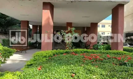Apartamento à venda na Rua Vasco da Gama, Cachambi, Rio de Janeiro, 60 m2 por R$ 230.000