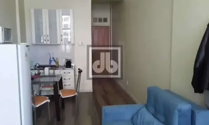 Kitnet / Stúdio à venda na Avenida Ernani do Amaral Peixoto, Centro, Niterói, 34 m2 por R$ 180.000