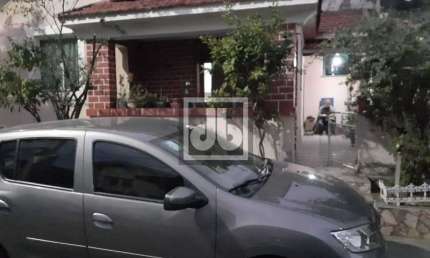Casa em condomínio fechado com 3 quartos à venda na Rua Sérgio Vergueiro da Cruz, Fonseca, Niterói, 115 m2 por R$ 600.000