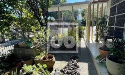 Casa com 5 quartos à venda na Rua Raul Pompéia, Fátima, Niterói, 650 m2 por R$ 1.500.000