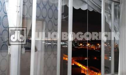 Cobertura com 1 quarto à venda na Rua Visconde de Itaboraí, Centro, Niterói, 96 m2 por R$ 400.000