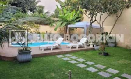 Casa com 6 quartos à venda na Rua Almanir Grego, Serra Grande, Niterói, 327 m2 por R$ 590.000