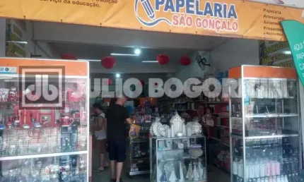Ponto comercial à venda na Avenida Presidente Kennedy, Centro, São Gonçalo, 132 m2 por R$ 3.000.000