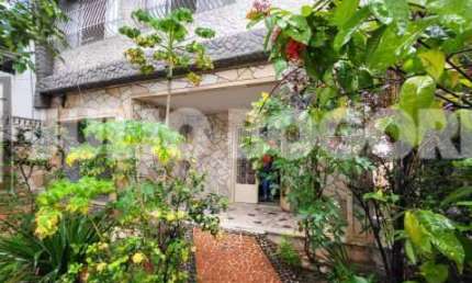 Casa com 4 quartos à venda na Avenida Professor João Brasil, Fonseca, Niterói, 220 m2 por R$ 1.250.000